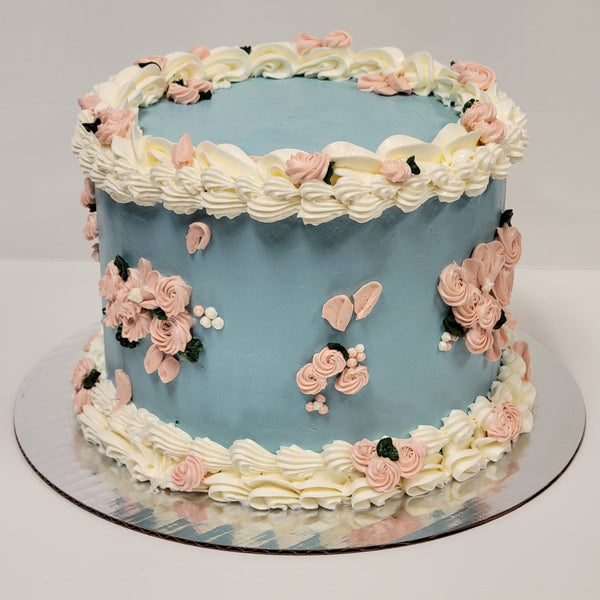 Image result for Elegant Buttercream Birthday Cakes for Women | Elegant  birthday cakes, Drip cakes, Cupcake cakes